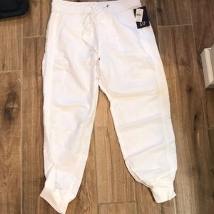 Gap linen pants